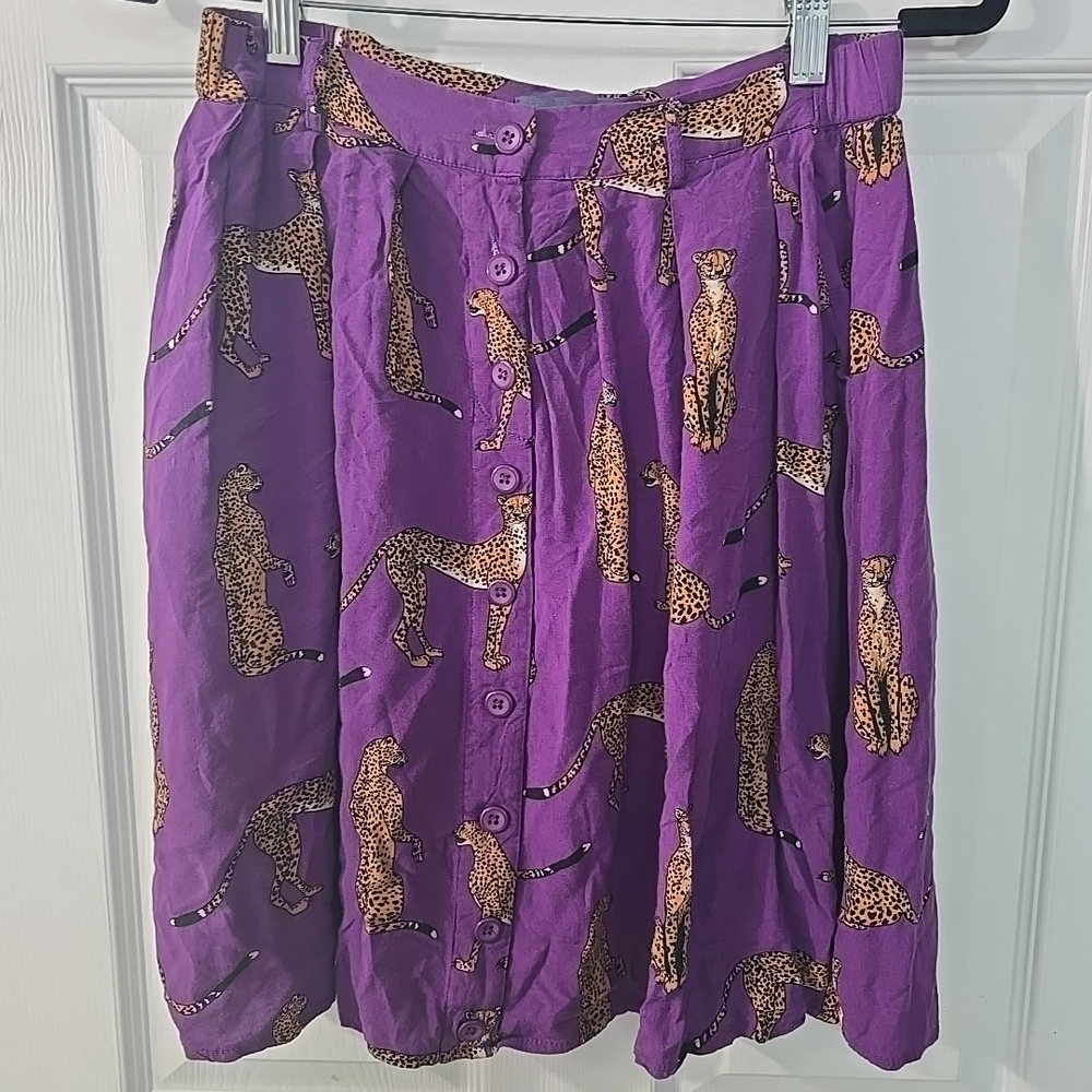 ModCloth Women’s Purple Cheetah Lined Skirt With Buttons And Pockets Size Small